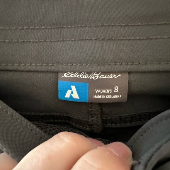 Eddie Bauer Gray Cargo Pants Lightweight Performance - Picture 6 of 9